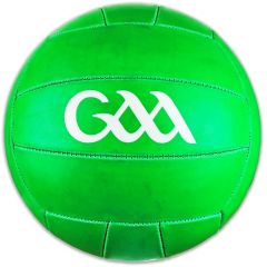 12 GAA footballs prepumped green  2