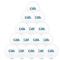 12 GAA footballs prepumped white